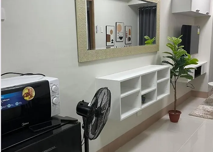 Luxurious Near Sm Moa