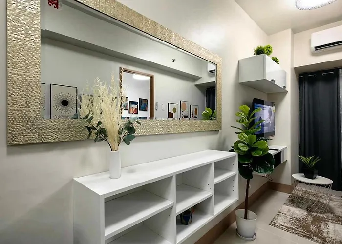 Luxurious Near Sm Moa *