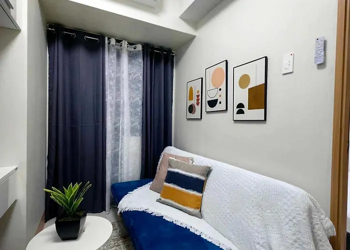 Luxurious Near Sm Moa *
