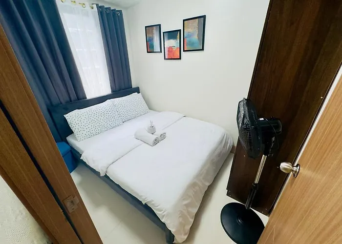 Luxurious Near Sm Moa Apartment Manila