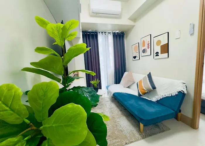 Luxurious Near Sm Moa *